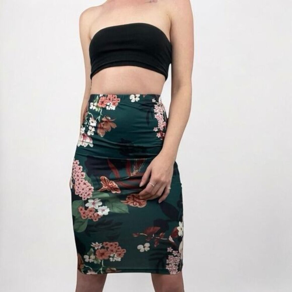 🖤5 for $10 SHEIN Dark Green Silky Floral Bodycon Midi Skirt